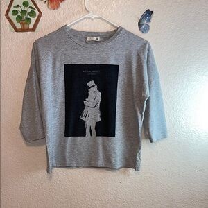Gray Graphic Sweatshirt